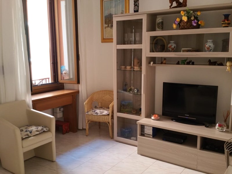 Bilocale in Affitto a Chiavari, zona Centro , 750€, 65 m², arredato, con Box