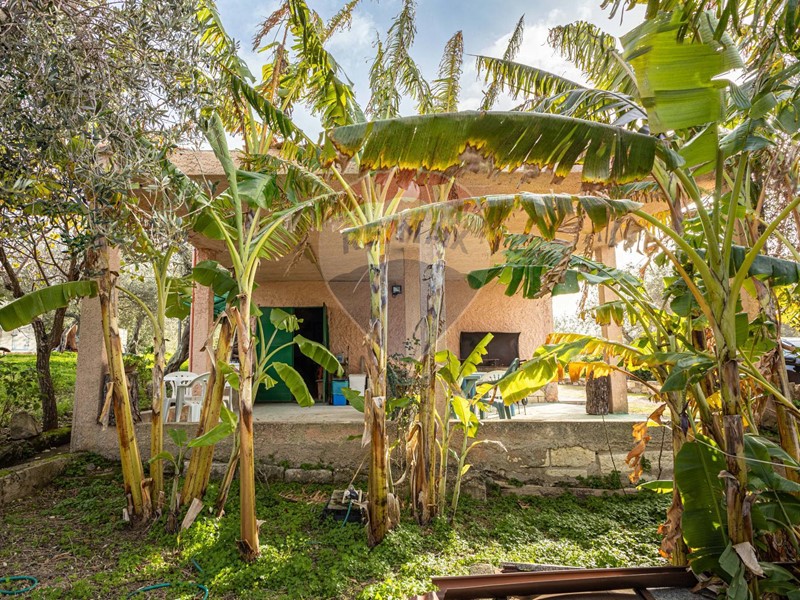 Casa Indipendente in Vendita a Sassari, zona Monte Oro, 150'000€, 133 m²