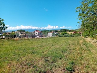 Terreno edificabile in Vendita a Alanno, zona Scalo, 22'000€, 810 m²