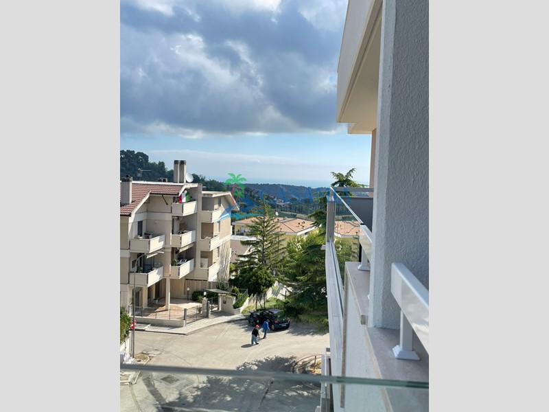 Trilocale in Vendita a Acquaviva Picena, 130'000€, 57 m²