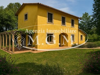 Villa in Vendita a Santa Maria a Monte, 650'000&euro;, 175 m²