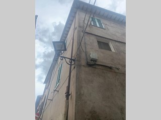 Trilocale in Vendita a Bevagna, 95'000€, 100 m²