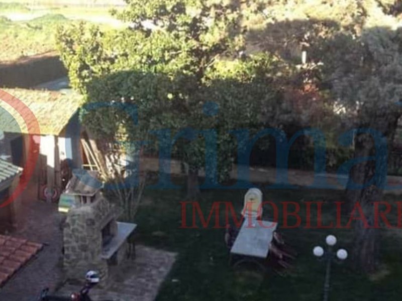 Quadrilocale in Vendita a Torgiano, 180'000€, 160 m², arredato