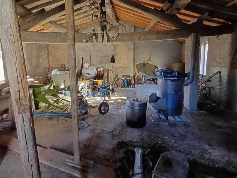 Casa Indipendente in Vendita a Terenzo, 70'000&euro;, 80 m²