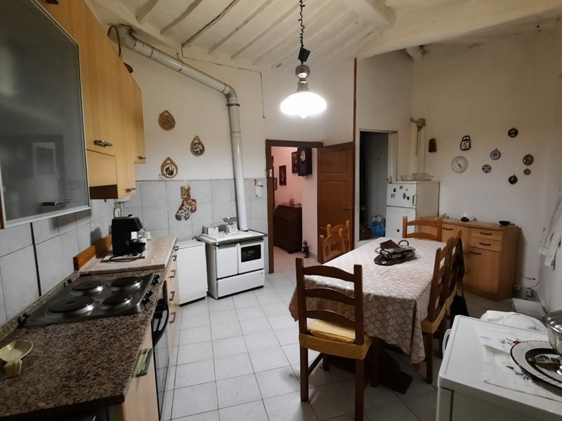 Casa Semi Indipendente in Vendita a Rapolano Terme, zona Serre Di Rapolano, 115'000€, 120 m²