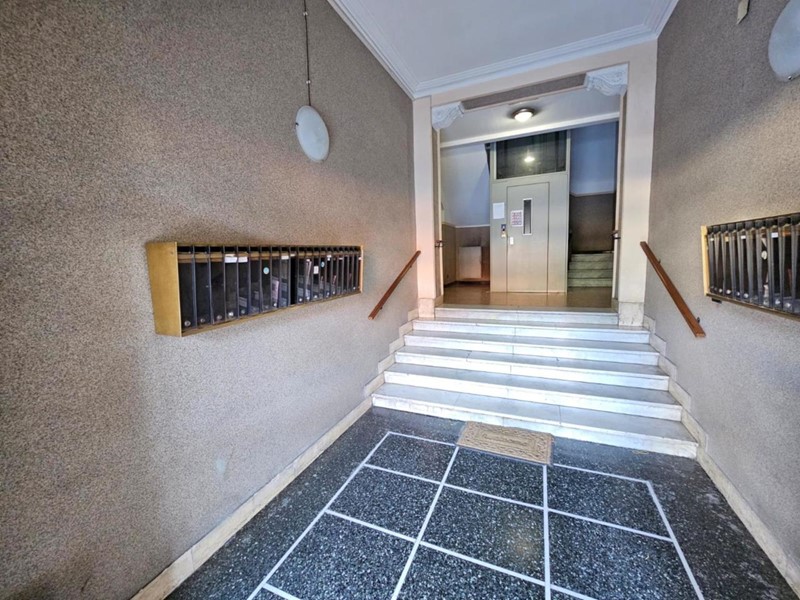 Quadrilocale in Vendita a Genova, 59'000€, 55 m², arredato