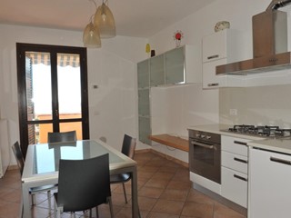 Quadrilocale in Vendita a Rosignano Marittimo, zona Rosignano Solvay, 160'000€, 68 m², con Box