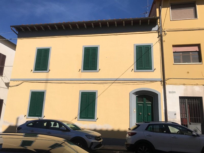 Casa Indipendente in Vendita a Collesalvetti, 220'000&euro;, 180 m²