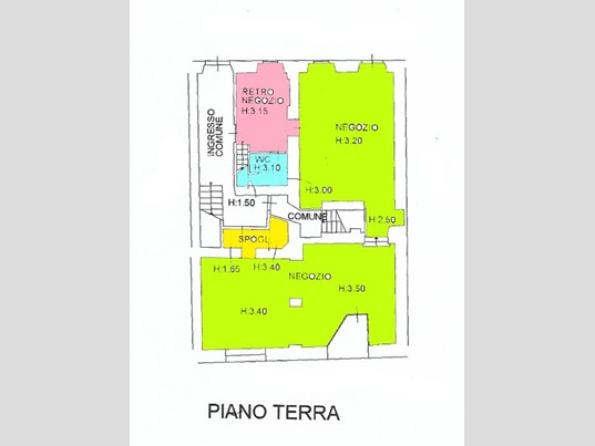 Negozio in Vendita a Pescia, 230'000€, 134 m²