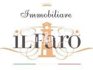 Negozio in Vendita a Massarosa, zona Bozzano, 160'000€, 100 m²