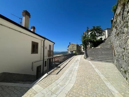 Casa Semi Indipendente in Vendita a Civitaluparella, 18'000€, 60 m²