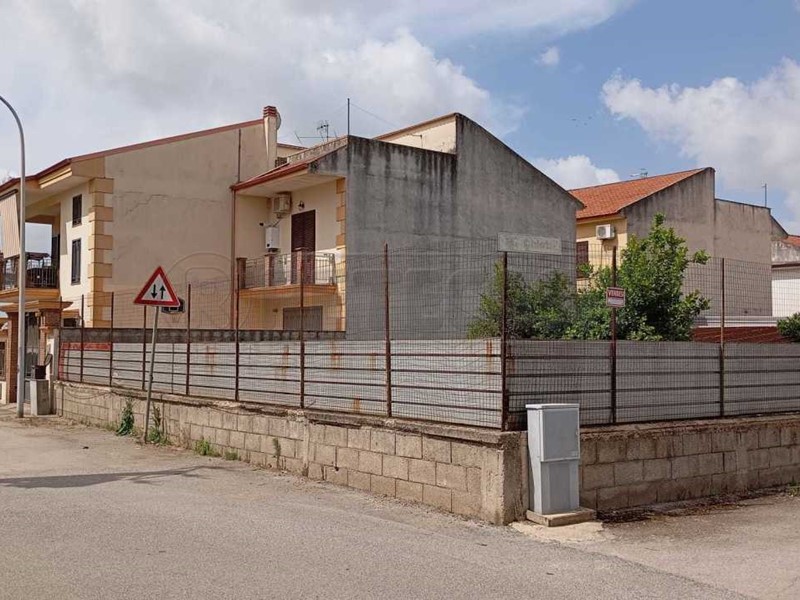 Terreno edificabile in Vendita a Marcianise, 135'000€, 535 m²