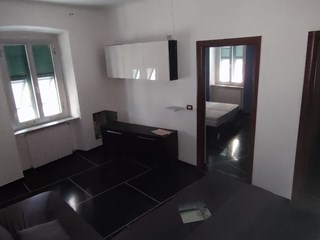 Trilocale in Vendita a Genova, zona Cornigliano, 75'000€, 90 m²