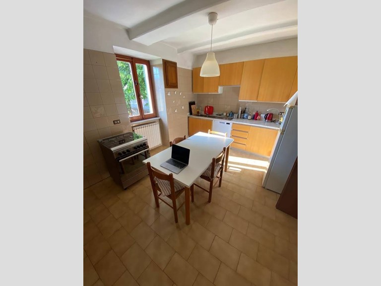 Quadrilocale in Vendita a Massa, 165'000€, 80 m²