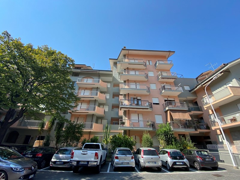 Bilocale in Vendita a San Bartolomeo al Mare, 250'000€, 50 m²