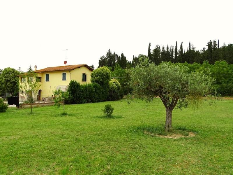 Casa Indipendente in Vendita a San Miniato, 550'000€, 380 m²