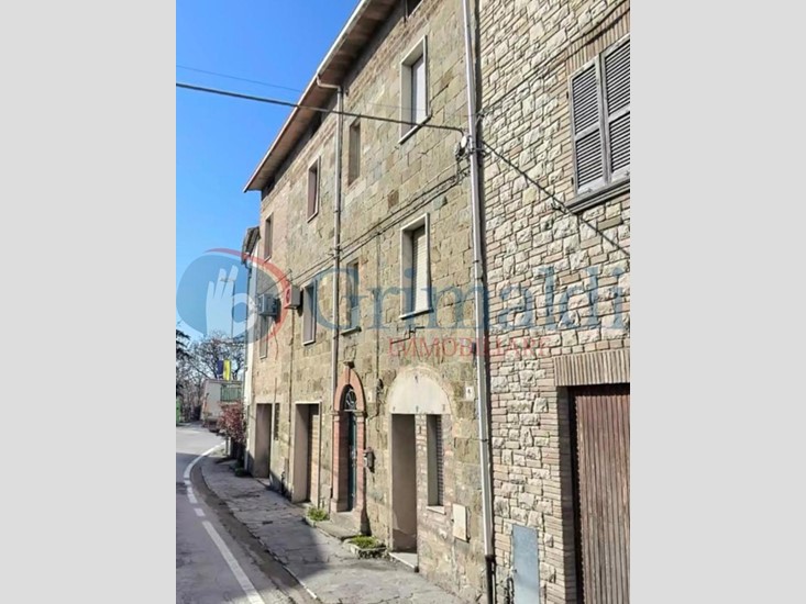 Quadrilocale in Vendita a Assisi, 42'500€, 110 m²