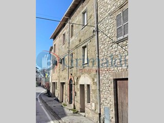 Quadrilocale in Vendita a Assisi, 42'500€, 110 m²