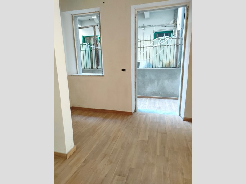 Immobile commerciale in Affitto a Reggio Calabria, 450€, 45 m²