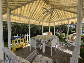 Quadrilocale in Vendita a Massa, zona Marina di Massa, 310'000€, 80 m², arredato, con Box