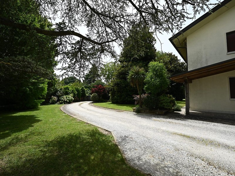 Villa in Vendita a Venezia, 990'000€, 630 m², con Box