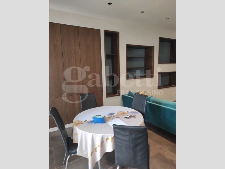 Quadrilocale in Vendita a Tremestieri Etneo, 230'000€, 123 m²