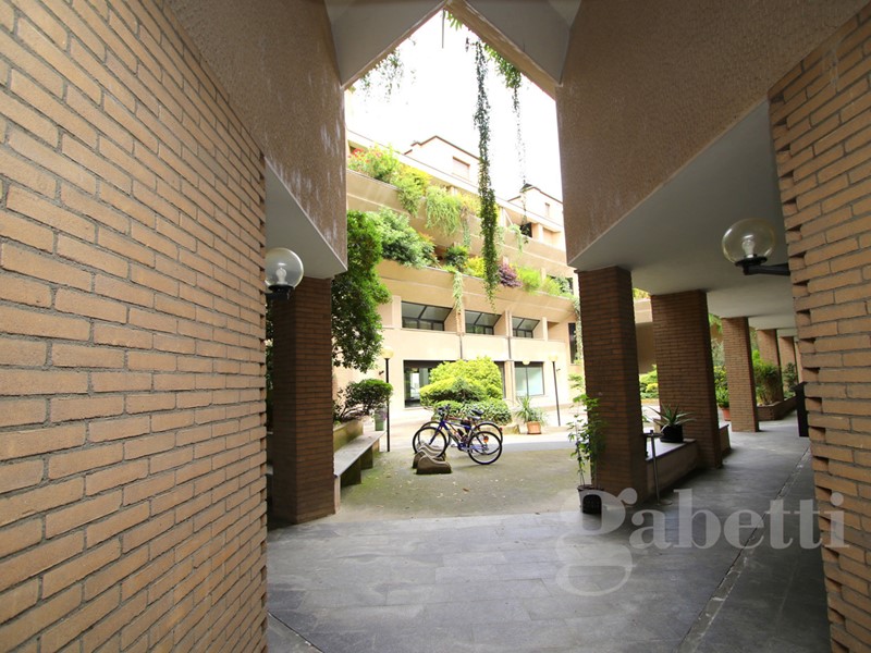 Ufficio in Vendita a Busto Arsizio, 195'000€, 109 m²