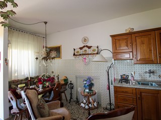Casa Indipendente in Vendita a Ponna, 118'000€, 65 m²