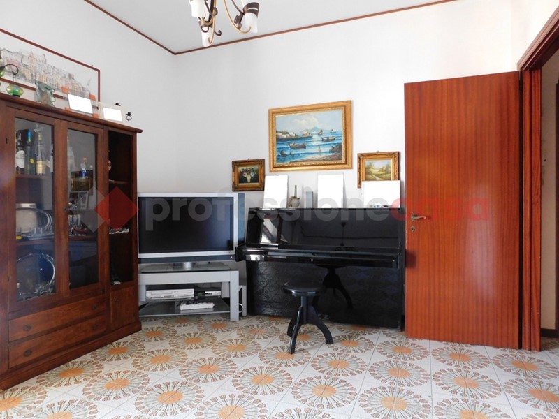 Quadrilocale in Vendita a Minturno, 123'000€, 98 m²