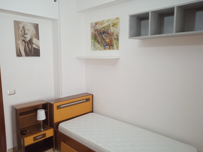 Stanza in Affitto a Messina, zona ANNUNZIATA, 250€, 120 m², arredato