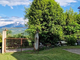 Villa in Vendita a Aulla, zona Pallerone, 350'000€, 350 m²