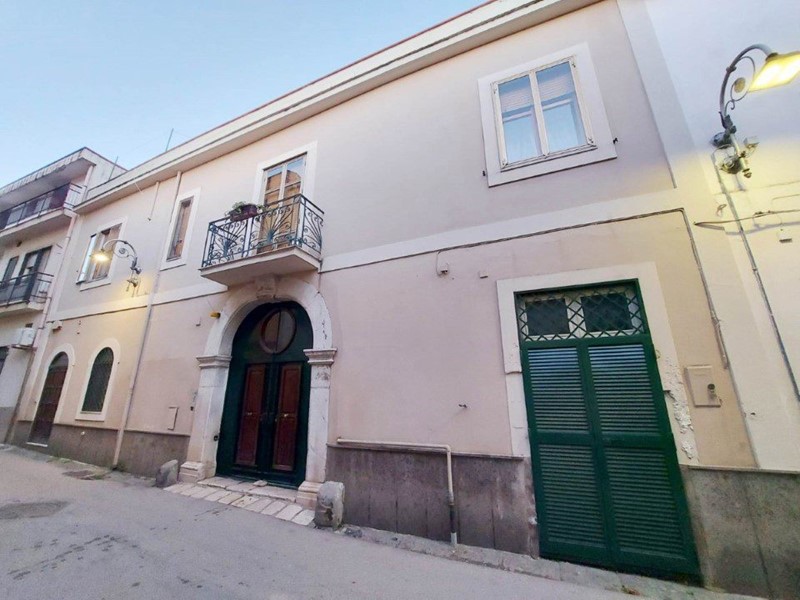 Quadrilocale in Vendita a Roccarainola, 159'000&euro;, 150 m²