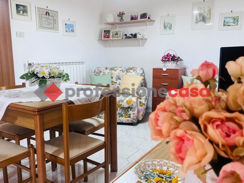 Trilocale in Vendita a Linguaglossa, 55'000&euro;, 75 m², arredato