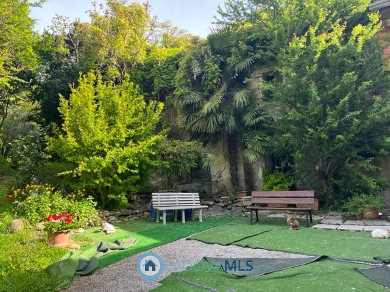 Casa Indipendente in Vendita a Galzignano Terme, 150'000€, 200 m²