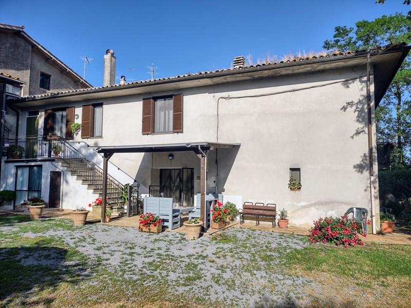 Casa Semi Indipendente in Vendita a Acquapendente, 220'000€, 160 m²