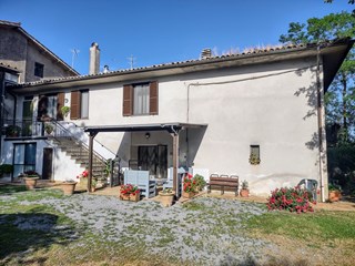 Casa Semi Indipendente in Vendita a Acquapendente, 220'000€, 160 m²