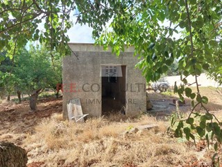 Casa Indipendente in Vendita a Ceglie Messapica, 12'000€, 30 m²