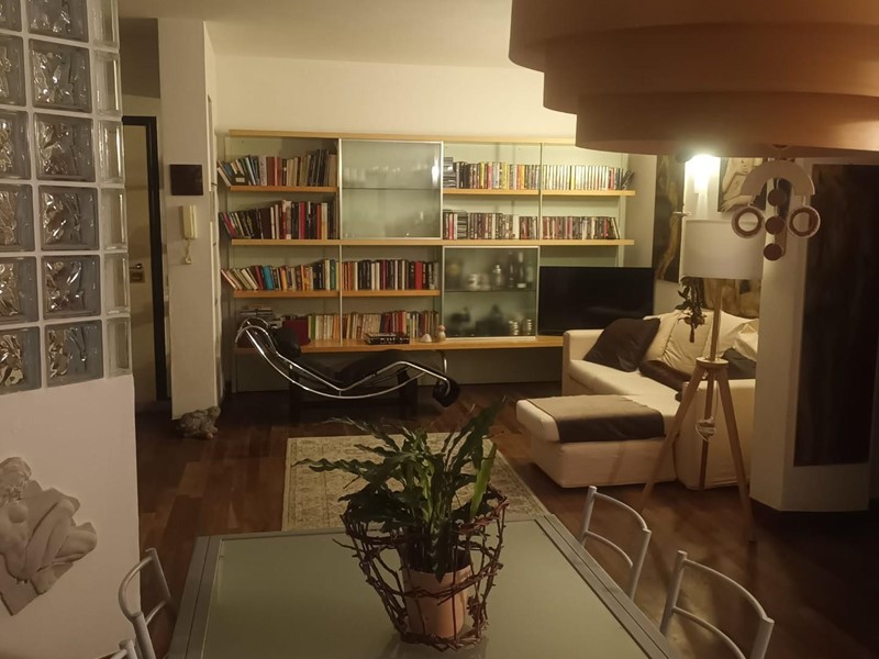 Appartamento in Vendita a Carrara, 230'000€, 90 m², arredato