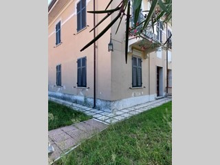 Casa Semi Indipendente in Vendita a Carrara, 290'000€, 160 m²