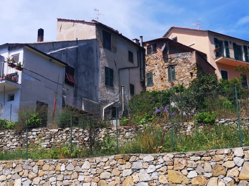 Appartamento in Vendita a Imperia, 139'000€, 153 m²