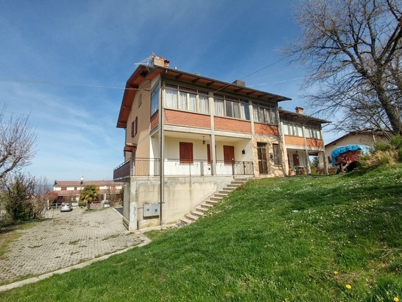 Casa Semi Indipendente in Vendita a Zocca, 116'000€, 161 m², con Box