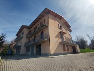 Casa Semi Indipendente in Vendita a Zocca, 116'000€, 161 m², con Box