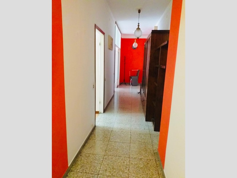 Appartamento in Affitto a Villafranca in Lunigiana, 900€, 150 m², arredato