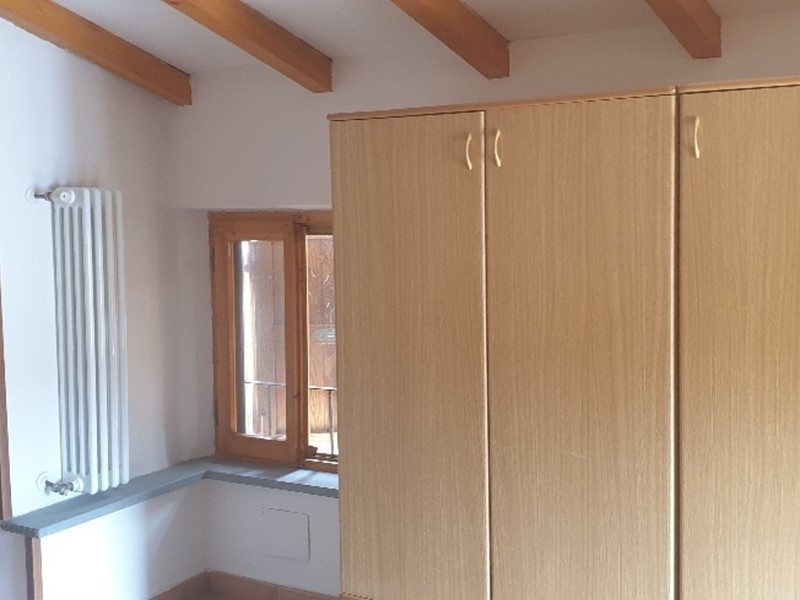 Appartamento in Vendita a Fornovo di Taro, 75'000&euro;, 105 m²