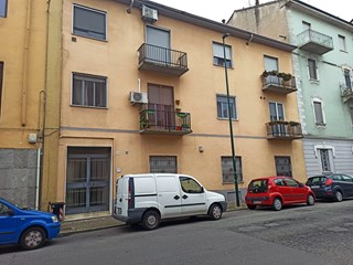 Monolocale in Vendita a Casale Monferrato, zona VIA CANDIANI D'OLIVOLA, 15'000€, 28 m², arredato