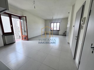 Appartamento in Vendita a Colle di Val D'Elsa, zona Gracciano Dell'elsa, 230'000&euro;, 115 m²