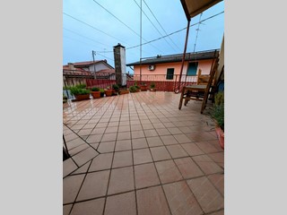 Villa in Vendita a Vigonza, 150'000€, 150 m²