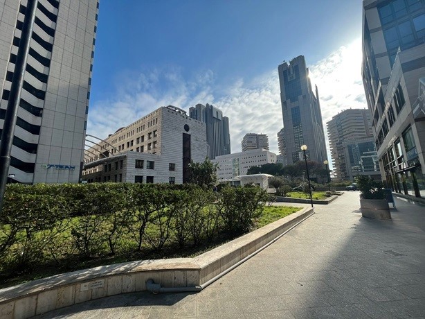 Negozio in Affitto a Napoli, 1'200€, 55 m²