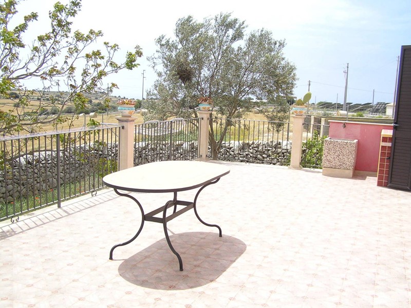 Casa Indipendente in Vendita a Ragusa, 335'000&euro;, 250 m², arredato