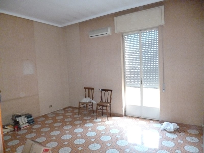 Casa Indipendente in Vendita a Ragusa, 50'000€, 120 m²